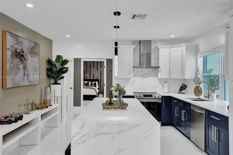 245 NE 156th Street Miami FL 33162