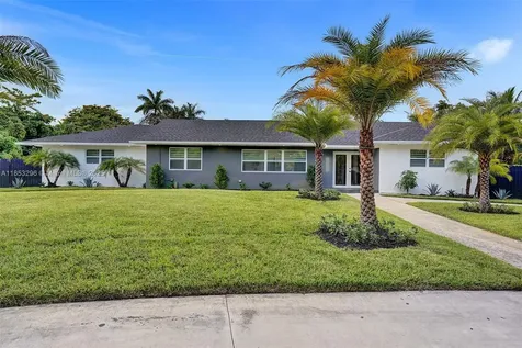 245 NE 156th Street Miami FL 33162