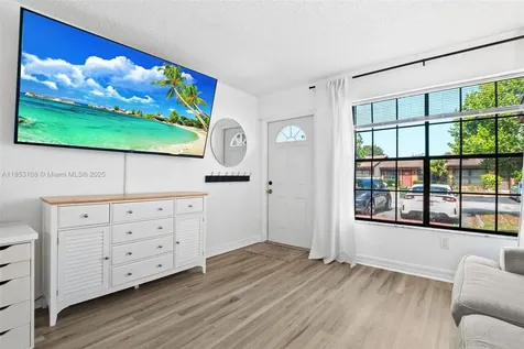 2350 Oak Court Pembroke Pines FL 33026