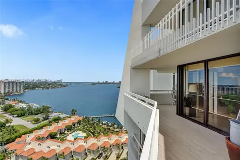 4000 Towerside Terrace Miami FL 33138