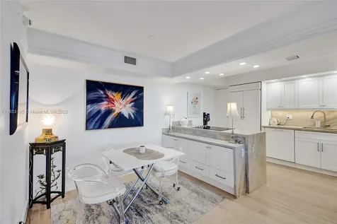 4000 Towerside Terrace Miami FL 33138