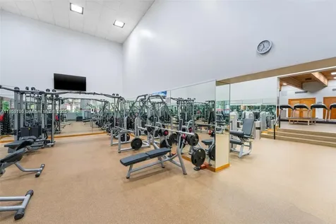 4000 Towerside Terrace Miami FL 33138