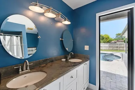7831 NW 11th Court Plantation FL 33322