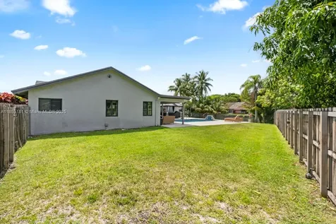 7831 NW 11th Court Plantation FL 33322