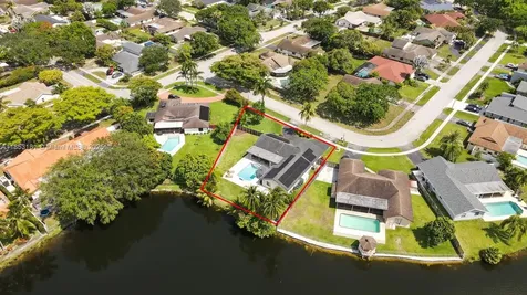 7831 NW 11th Court Plantation FL 33322