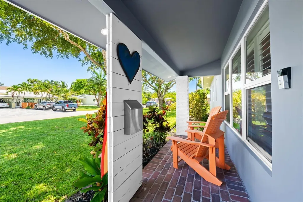 608 NW 25th Street Fort Lauderdale FL 33311