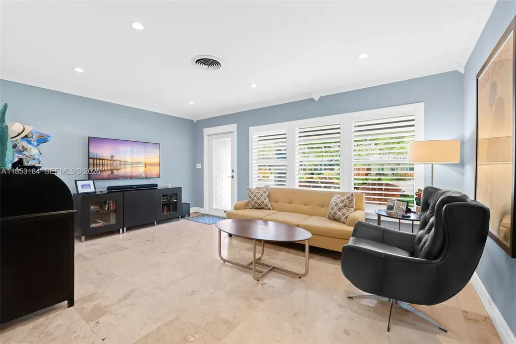 608 NW 25th Street Fort Lauderdale FL 33311