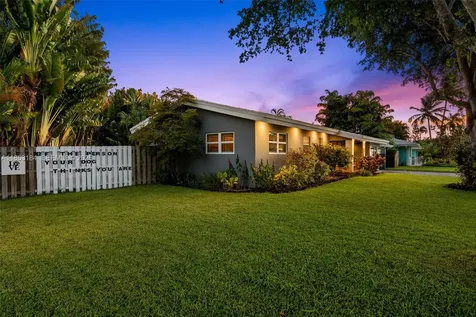 608 NW 25th Street Wilton Manors FL 33311