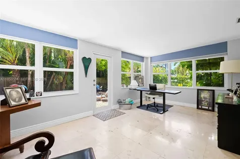 608 NW 25th Street Wilton Manors FL 33311