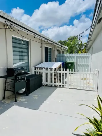 18336 NW 6th Street Pembroke Pines FL 33029