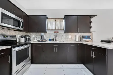814 NW 114th Street Miami FL 33168