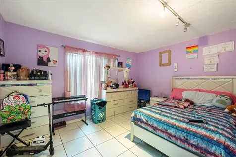 20626 NE 9th Place Miami FL 33179