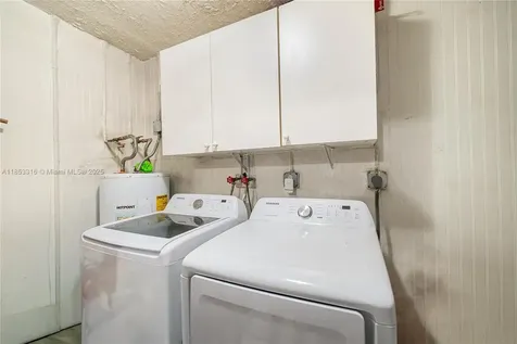 20626 NE 9th Place Miami FL 33179