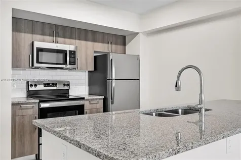 400 NW 112th Avenue Sweetwater FL 33172