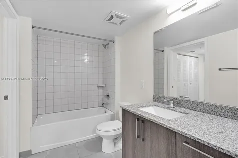 400 NW 112th Avenue Sweetwater FL 33172