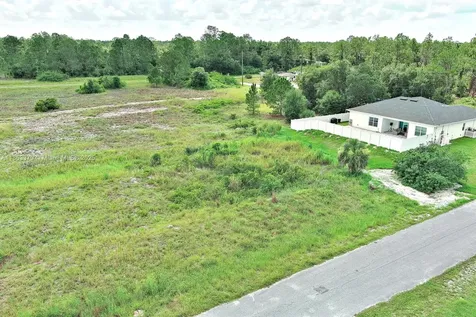 1502 Roosevelt Avenue Lehigh Acres FL 33972