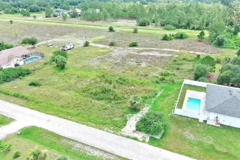 1502 Roosevelt Avenue Lehigh Acres FL 33972