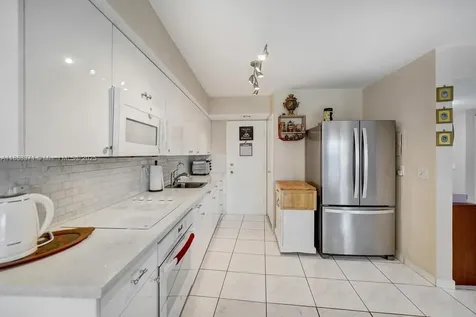 200 Diplomat Parkway Hallandale Beach FL 33009