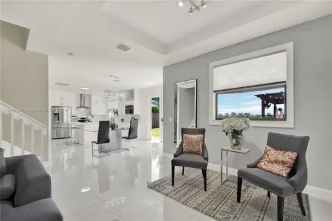 557 SE 37th Place Homestead FL 33033