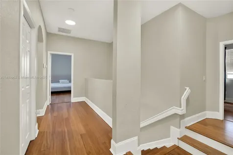 557 SE 37th Place Homestead FL 33033