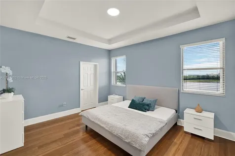 557 SE 37th Place Homestead FL 33033