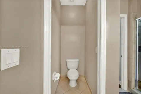 557 SE 37th Place Homestead FL 33033