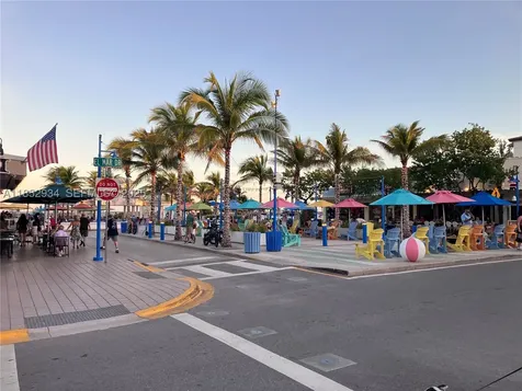 2000 S Ocean Boulevard Lauderdale By The Sea FL 33062