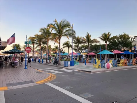 2000 S Ocean Boulevard Lauderdale By The Sea FL 33062