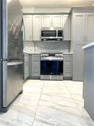 2000 S Ocean Boulevard Lauderdale By The Sea FL 33062