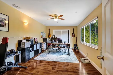 1083 SW 25th Place Boynton Beach FL 33426
