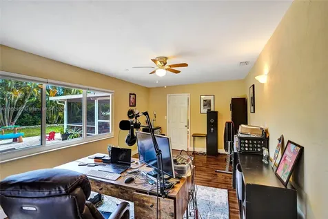 1083 SW 25th Place Boynton Beach FL 33426