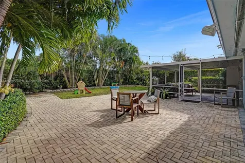 1083 SW 25th Place Boynton Beach FL 33426