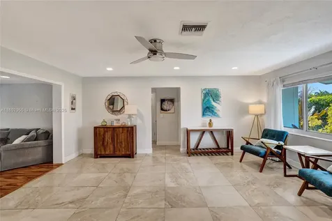 1083 SW 25th Place Boynton Beach FL 33426