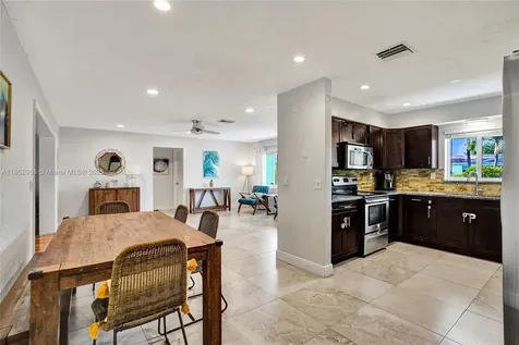 1083 SW 25th Place Boynton Beach FL 33426