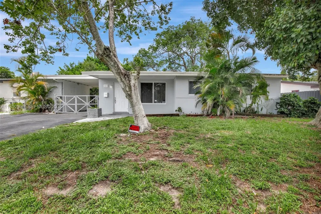311 SW 68th Terrace Pembroke Pines FL 33023