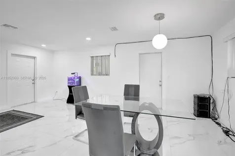 311 SW 68th Terrace Pembroke Pines FL 33023