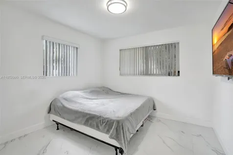 311 SW 68th Terrace Pembroke Pines FL 33023