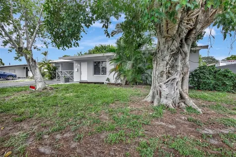 311 SW 68th Terrace Pembroke Pines FL 33023