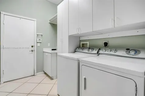 6529 Jog Estates Lane Boynton Beach FL 33437