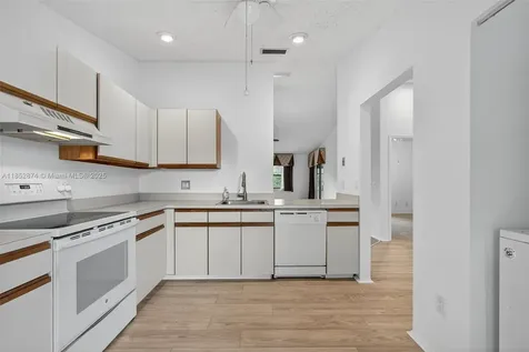 472 Long Bow Court Royal Palm Beach FL 33411
