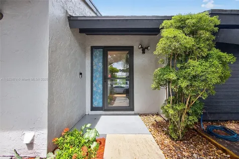 472 Long Bow Court Royal Palm Beach FL 33411