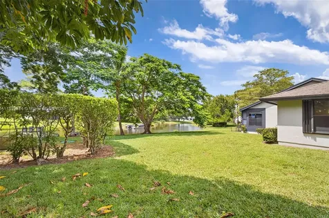 472 Long Bow Court Royal Palm Beach FL 33411