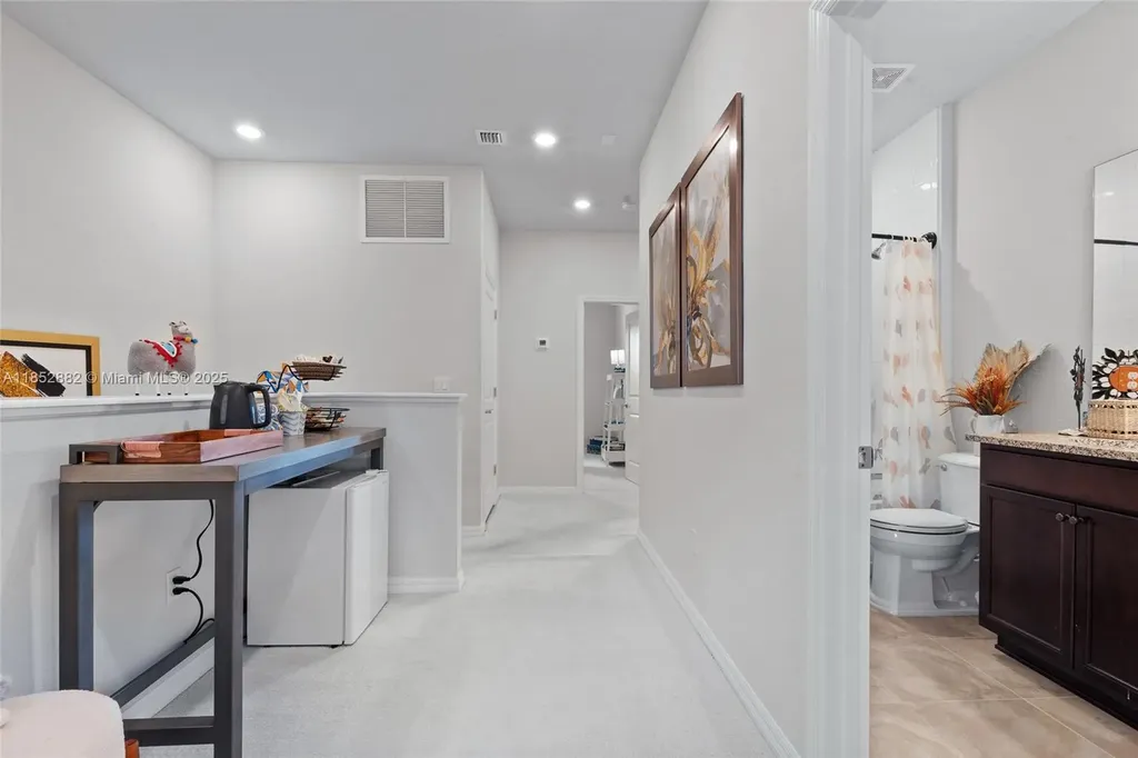 4248 Ficus Street Hollywood FL 33021