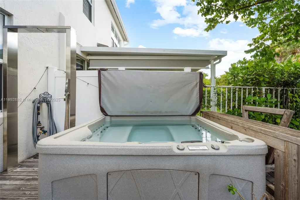 4248 Ficus Street Hollywood FL 33021