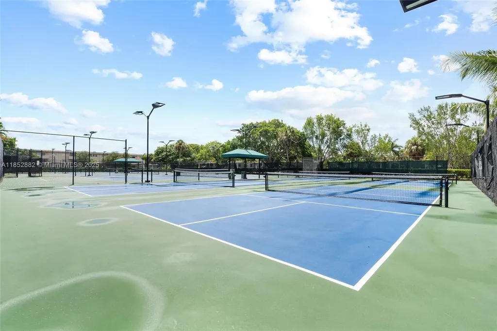 4248 Ficus Street Hollywood FL 33021