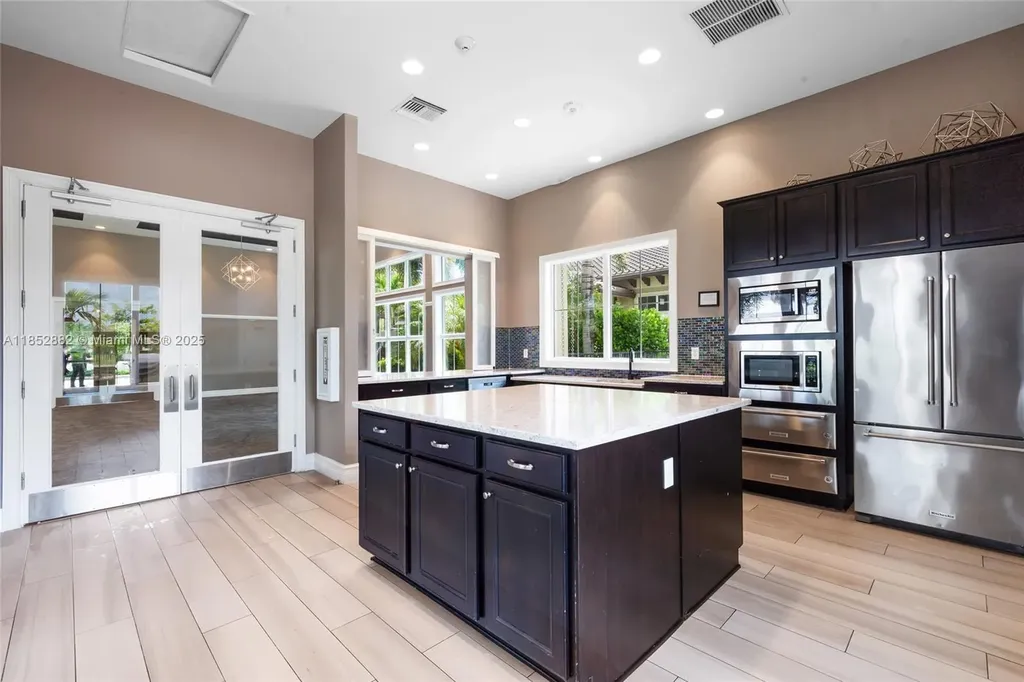 4248 Ficus Street Hollywood FL 33021