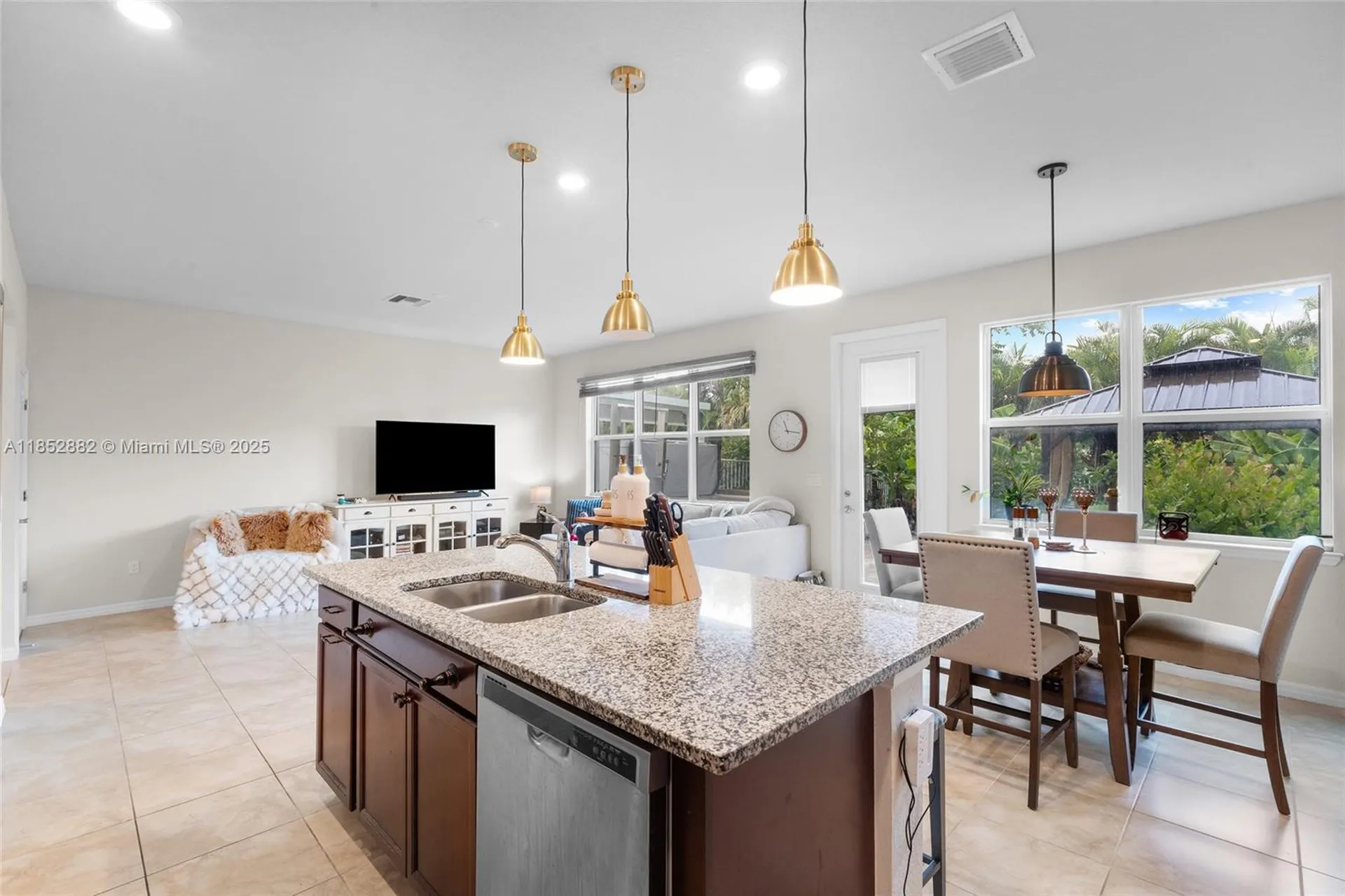 4248 Ficus Street Hollywood FL 33021