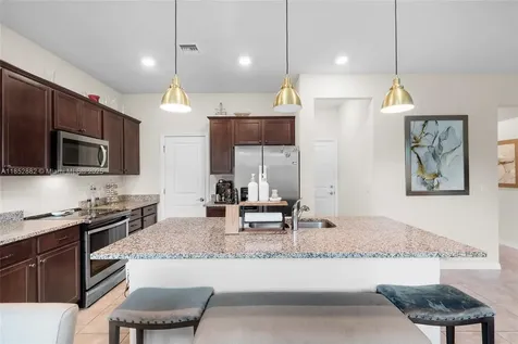 4248 Ficus Street Hollywood FL 33021