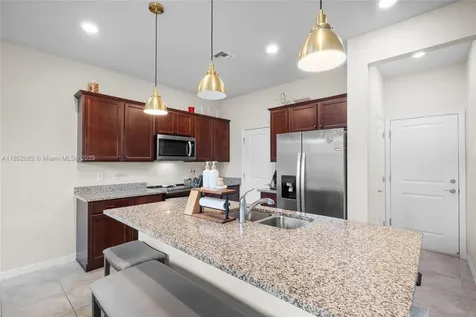 4248 Ficus Street Hollywood FL 33021