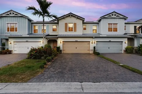 4248 Ficus Street Hollywood FL 33021